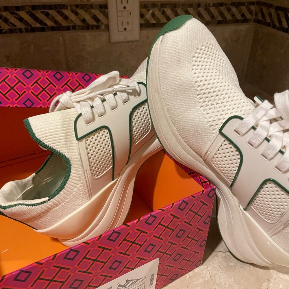 Tory Burch Ivory and Green Sneakers T Sock Runner Knit